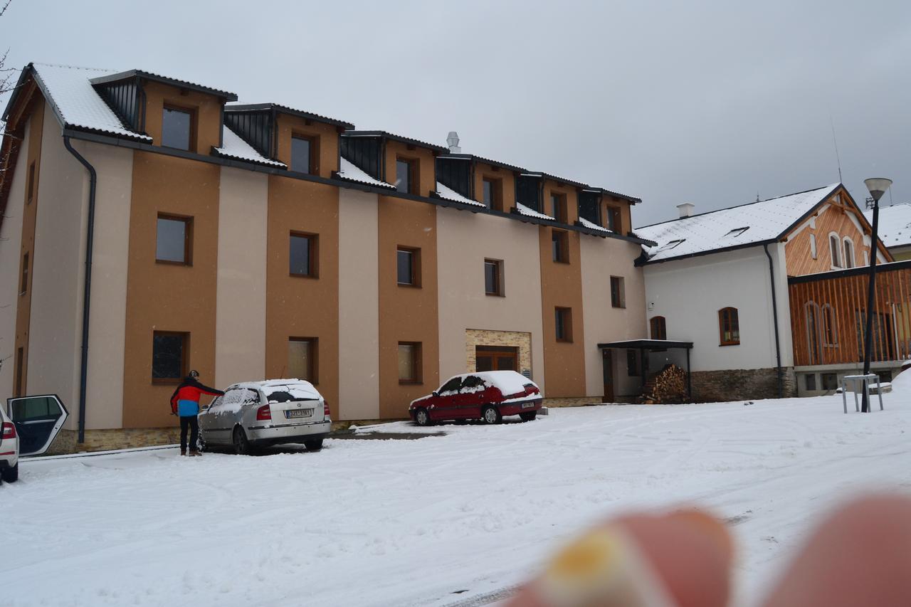 Apartmany Rysi Skala Loucna nad Desnou Luaran gambar